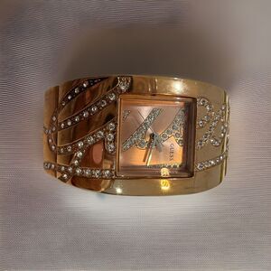 GUESS Womens Rose Gold Tone  Bracelet Watch Adjustable Links Logo New Battery